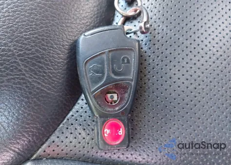 2006 Mercedes-Benz S 430 4Matic z USA, uszkodzony, nr VIN WDBNG83J06A482426